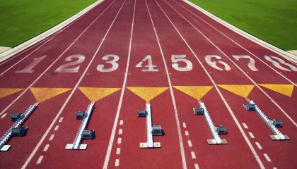 爱游戏手机游戏-“弯道飞舞：漂移电竞的视觉盛宴”，弯道漂移电影