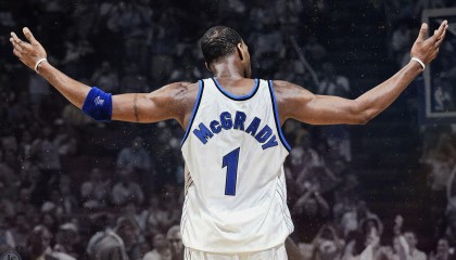 ayx体育ios-【规则深入】裁判如何应对比赛中的争议犯规？，比赛过程中当裁判员发现误判时只能在什么时间更改判决